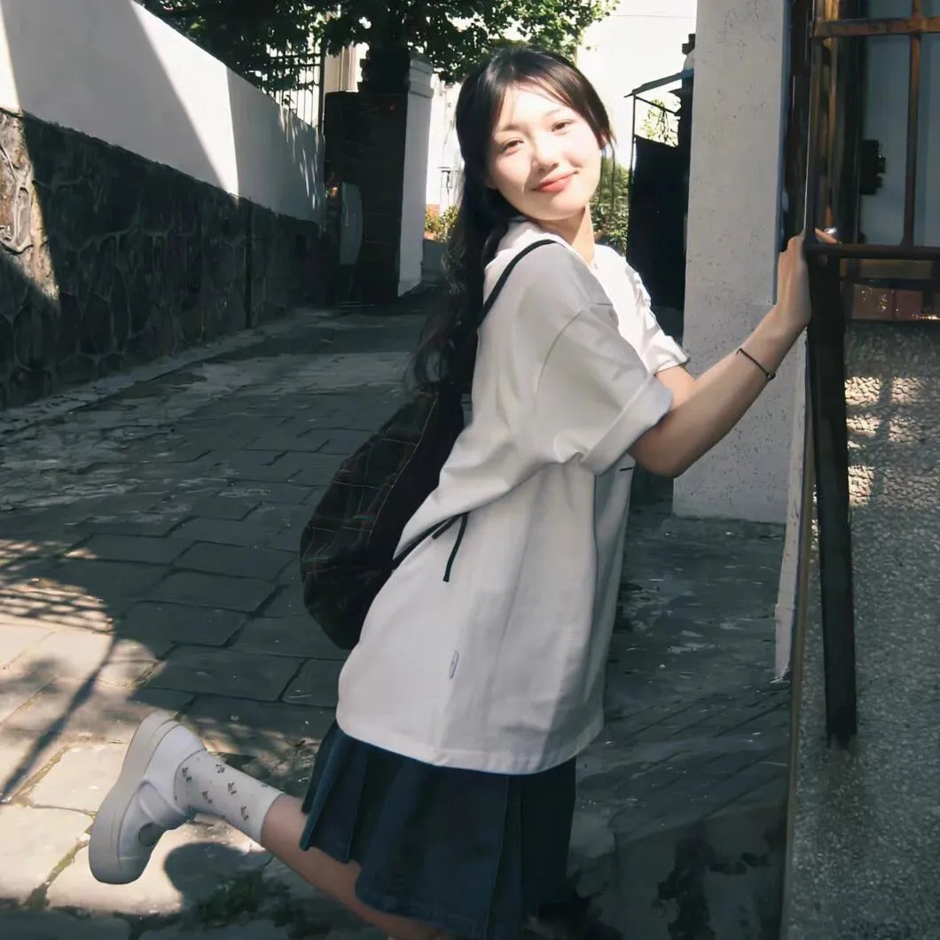 关于我的白月光她也喜欢我这件事